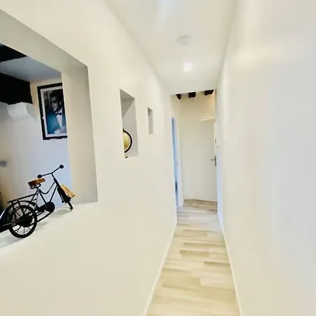Logement Haut De Gamme Hyper Centre Historique アパート ヌムール